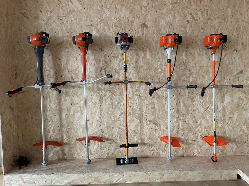 Tondeuse / débroussailleuse (brush cutter)