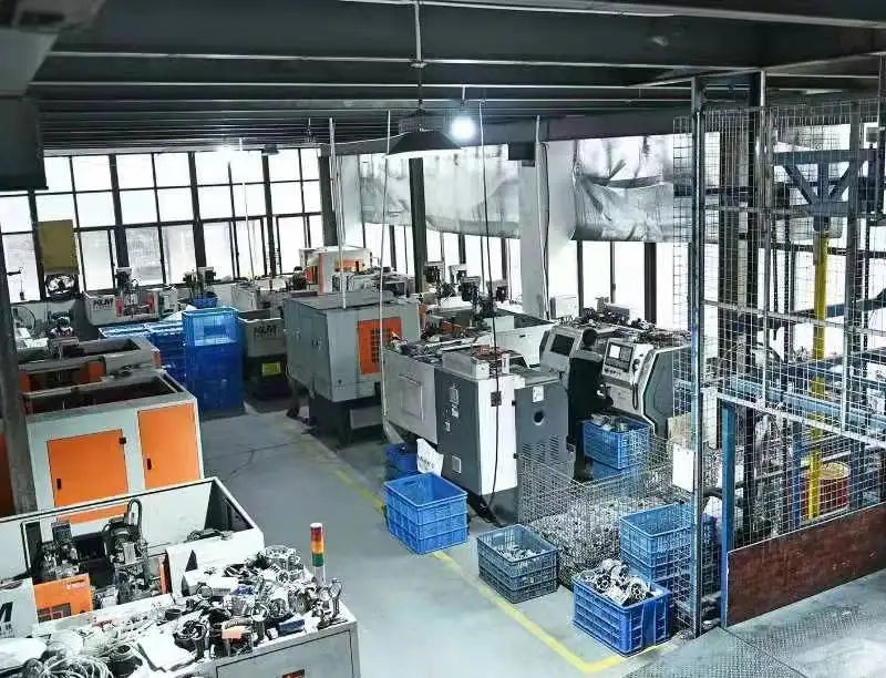 Compresseur d’air industriel silencieux sans huile, 8 bars